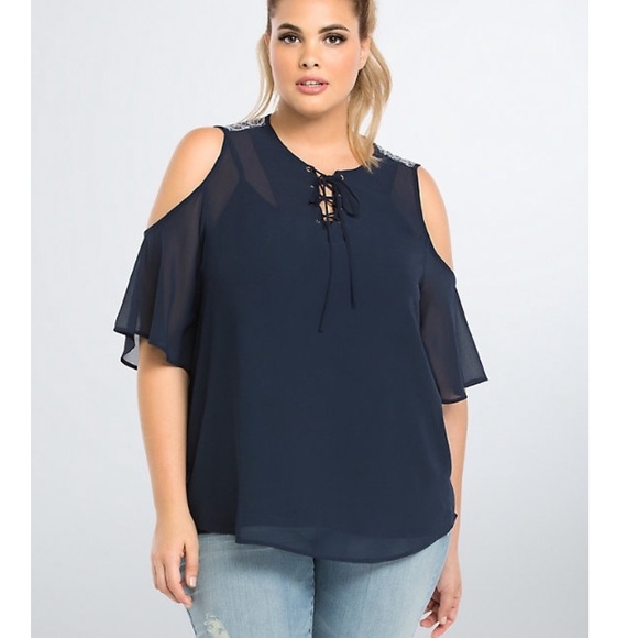 Torrid size 0 blue lace up cold shoulder - Picture 1 of 4